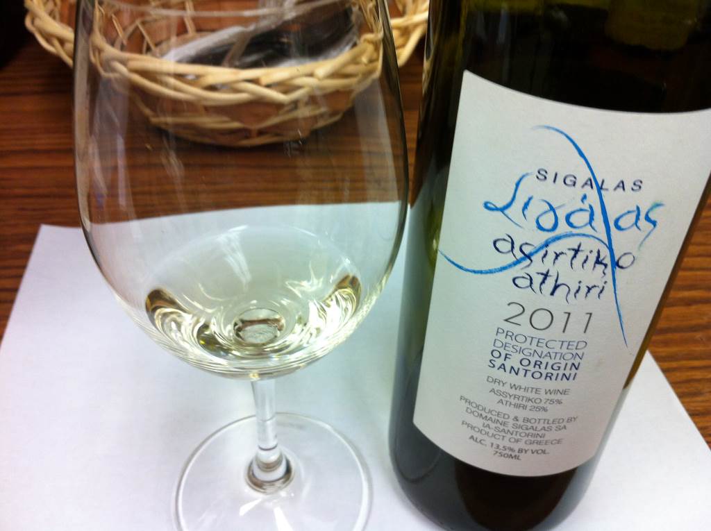 Top Santorini Wineries Crafting Exceptional Assyrtiko