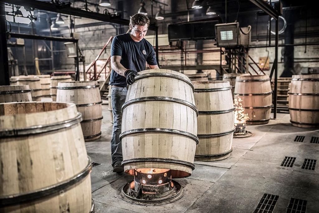New Oak Barrels: The Hidden Craft Behind Premium Whiskey Creation